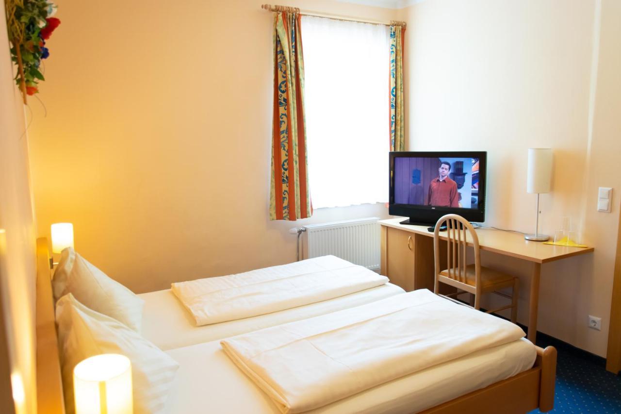פלד אם סי Strandhotel Burgstaller מראה חיצוני תמונה