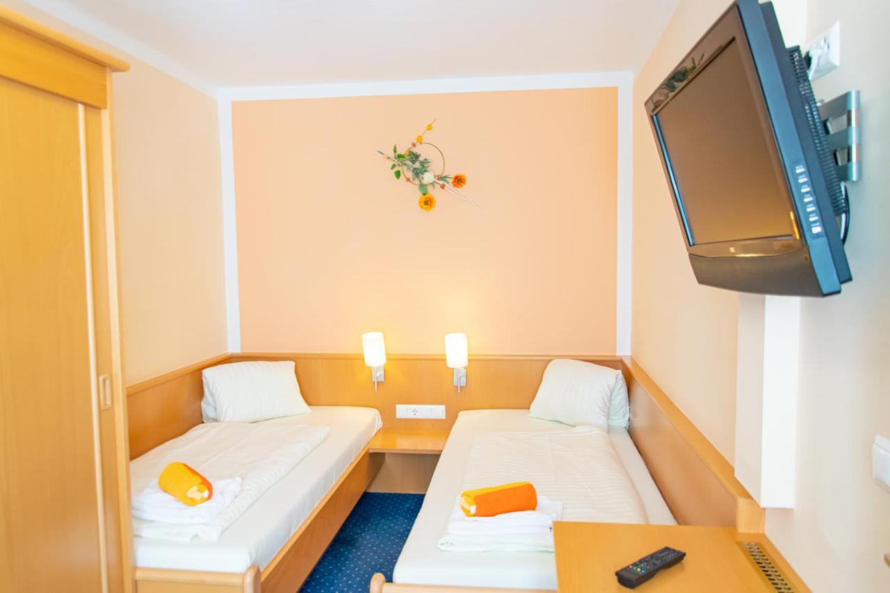 פלד אם סי Strandhotel Burgstaller מראה חיצוני תמונה