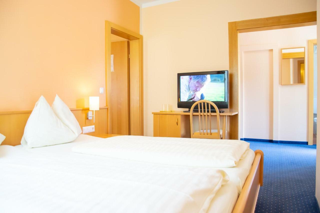 פלד אם סי Strandhotel Burgstaller מראה חיצוני תמונה